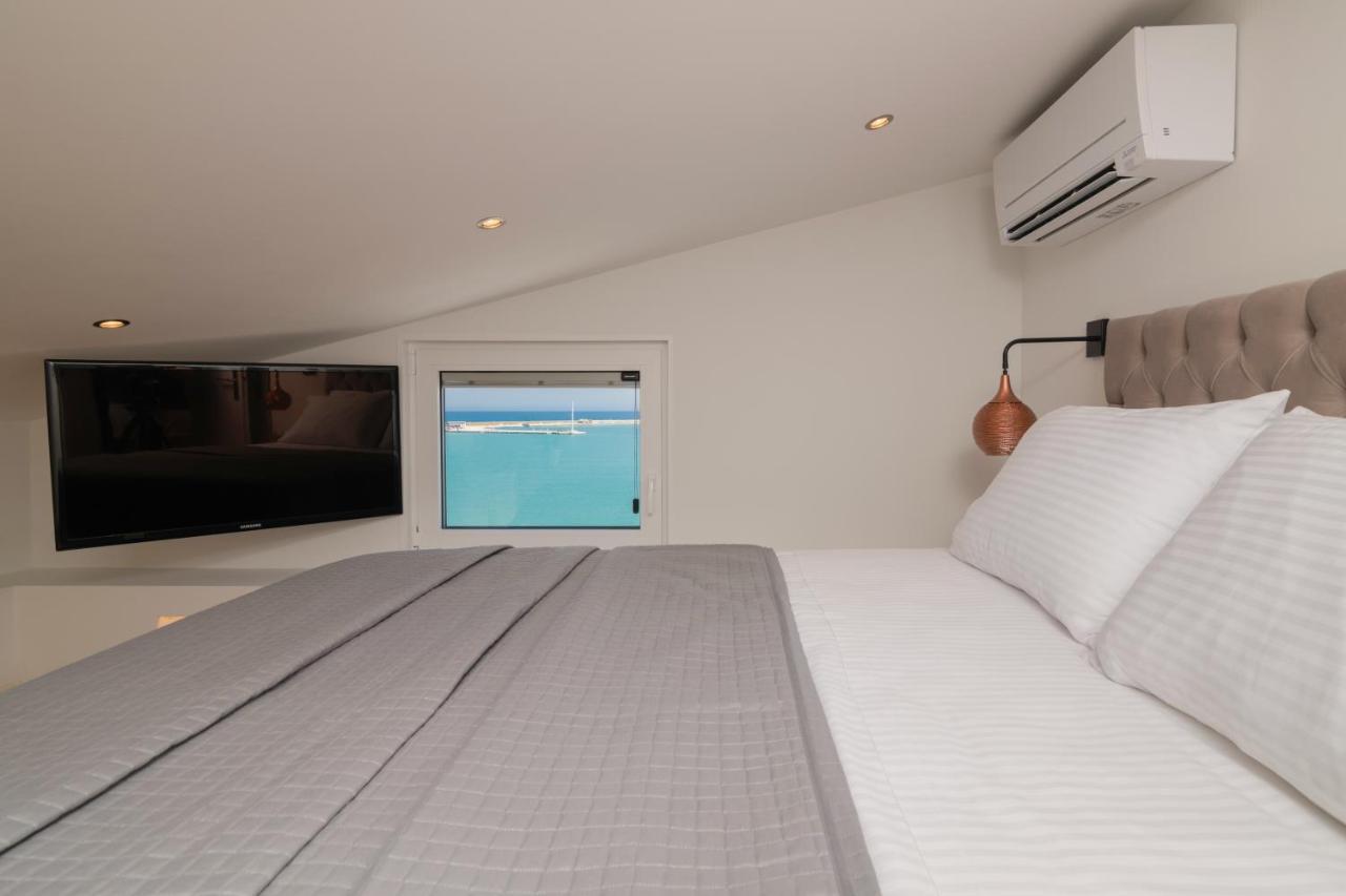 Minimal Loft With Sea View Over Zakynthos Harbor! Exterior foto