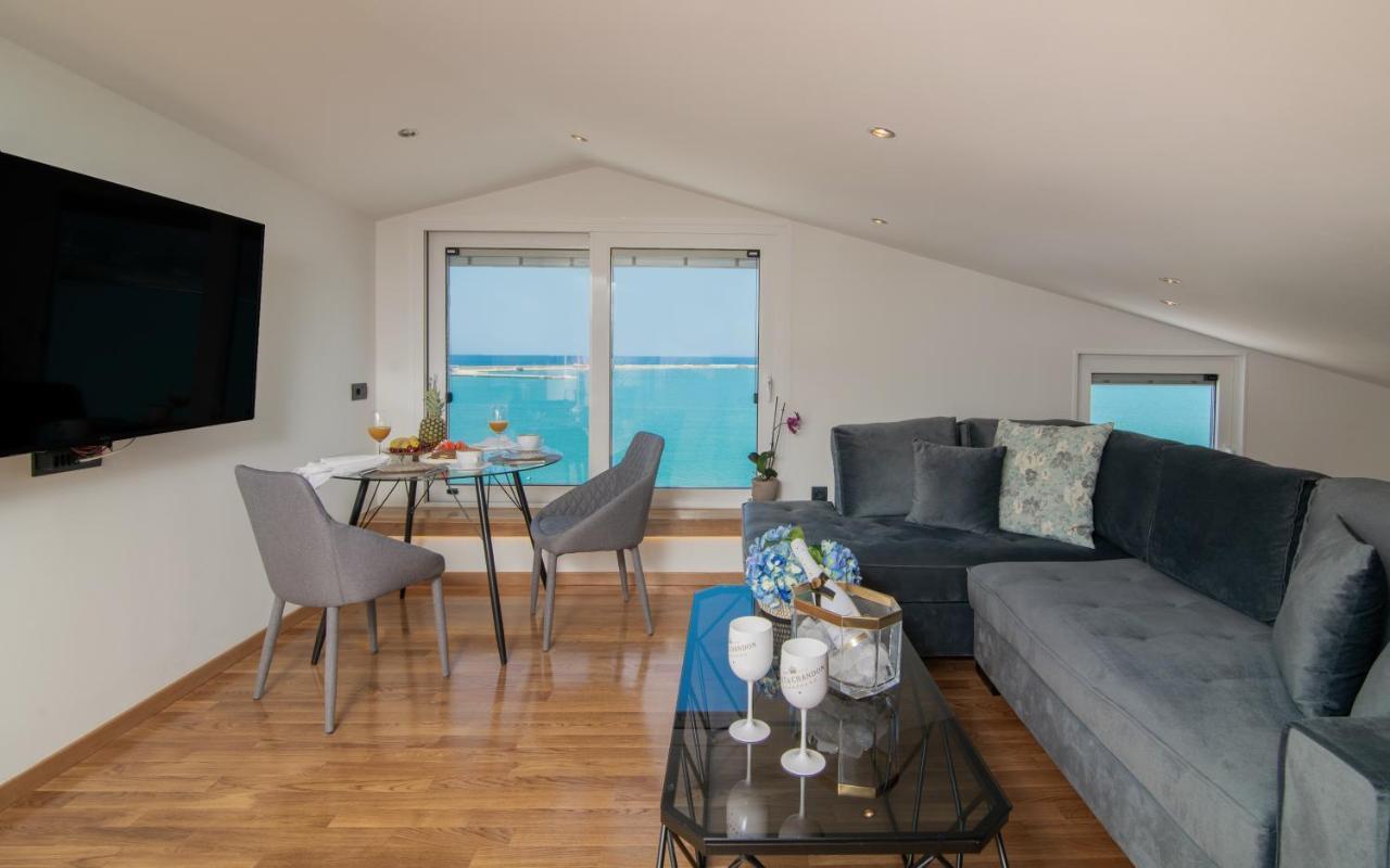 Minimal Loft With Sea View Over Zakynthos Harbor! Exterior foto
